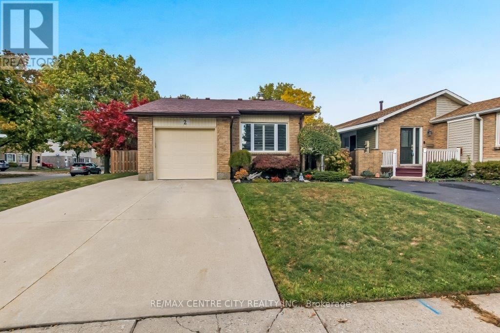 2 Aldersbrook Cres, London, ON N6G 3R3