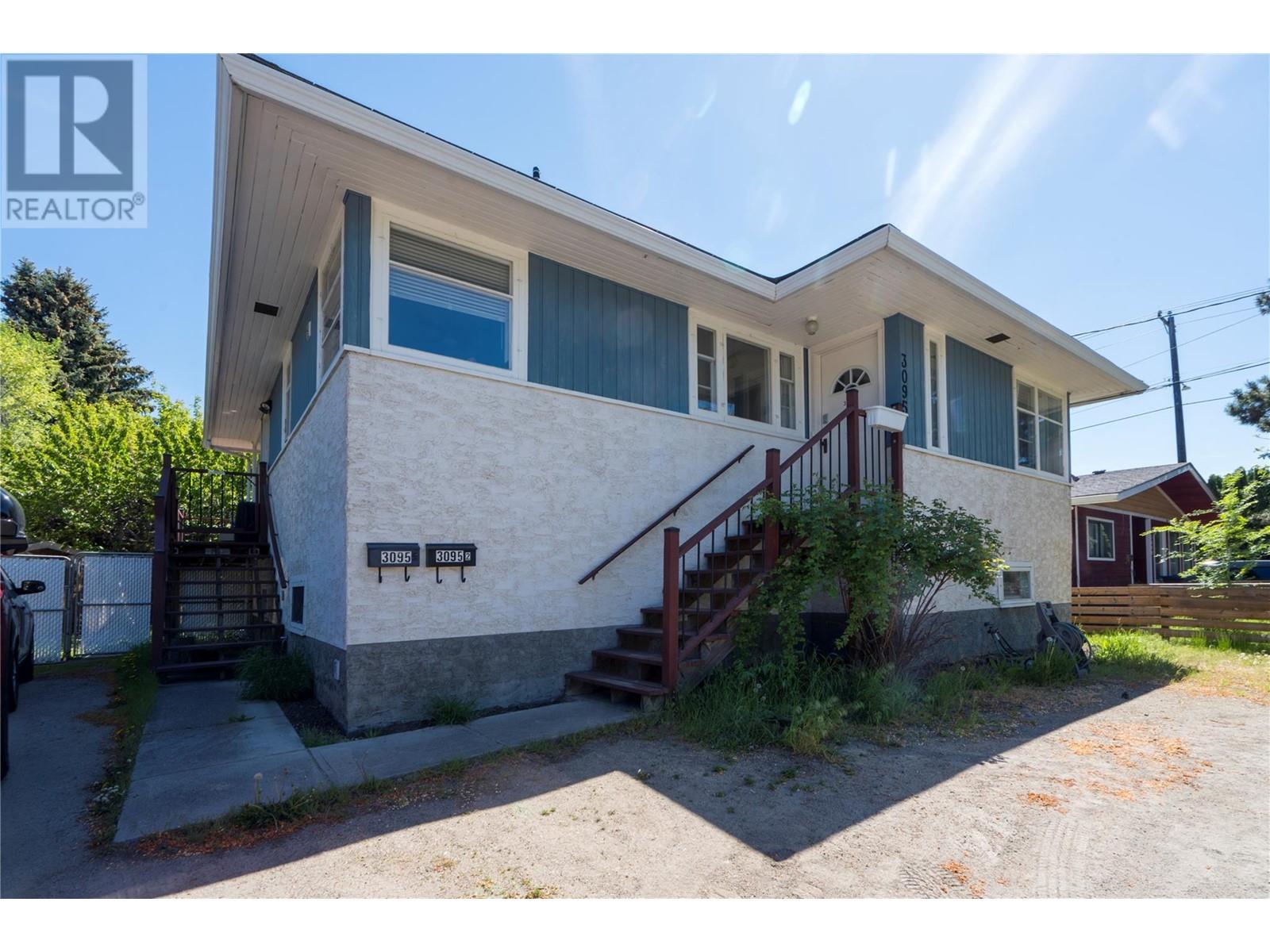 3095 Gordon Dr, Kelowna, BC V1W 3R1