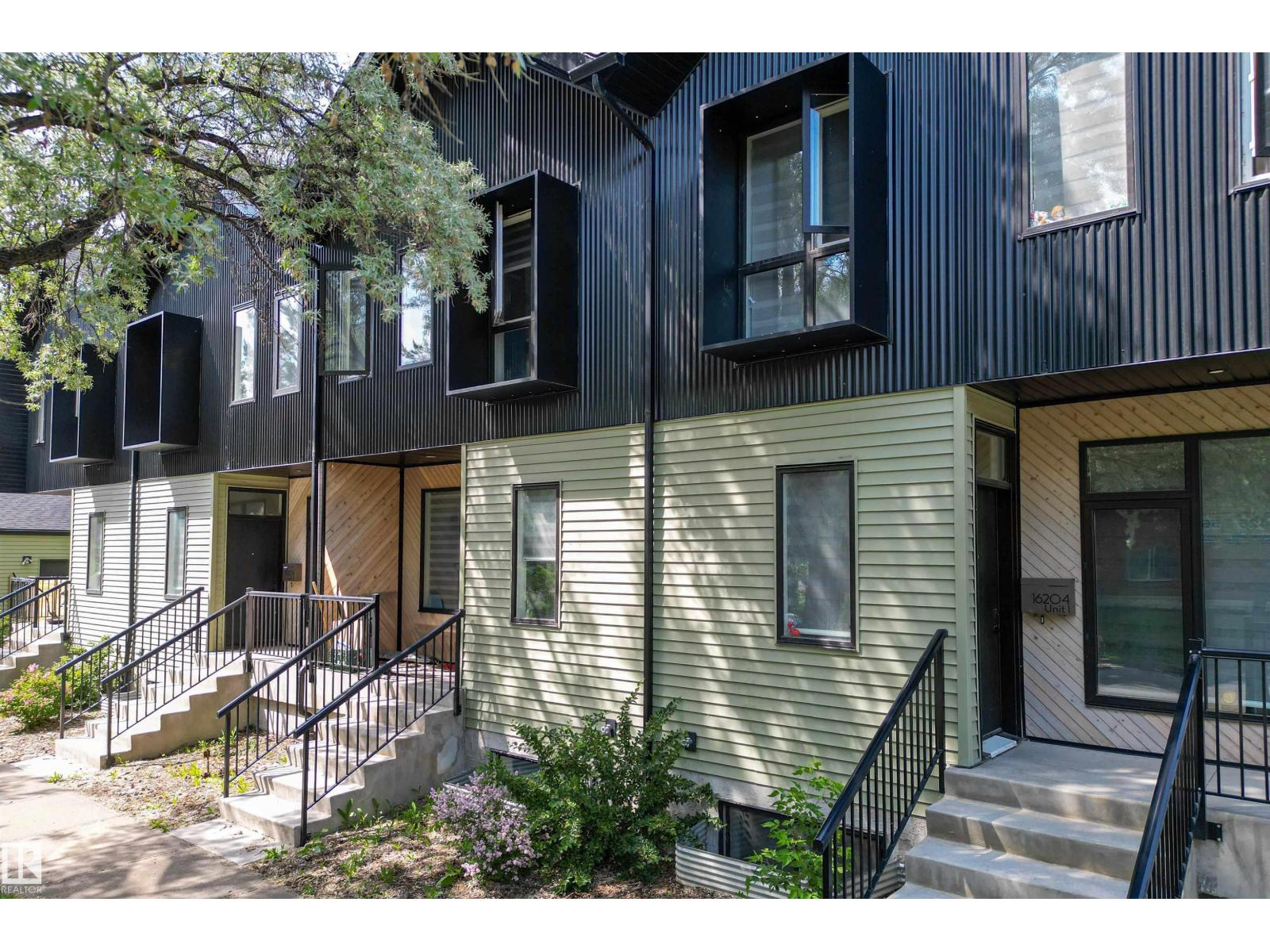 102 Av Nw Unit 16204, Edmonton, AB T5P 0N6