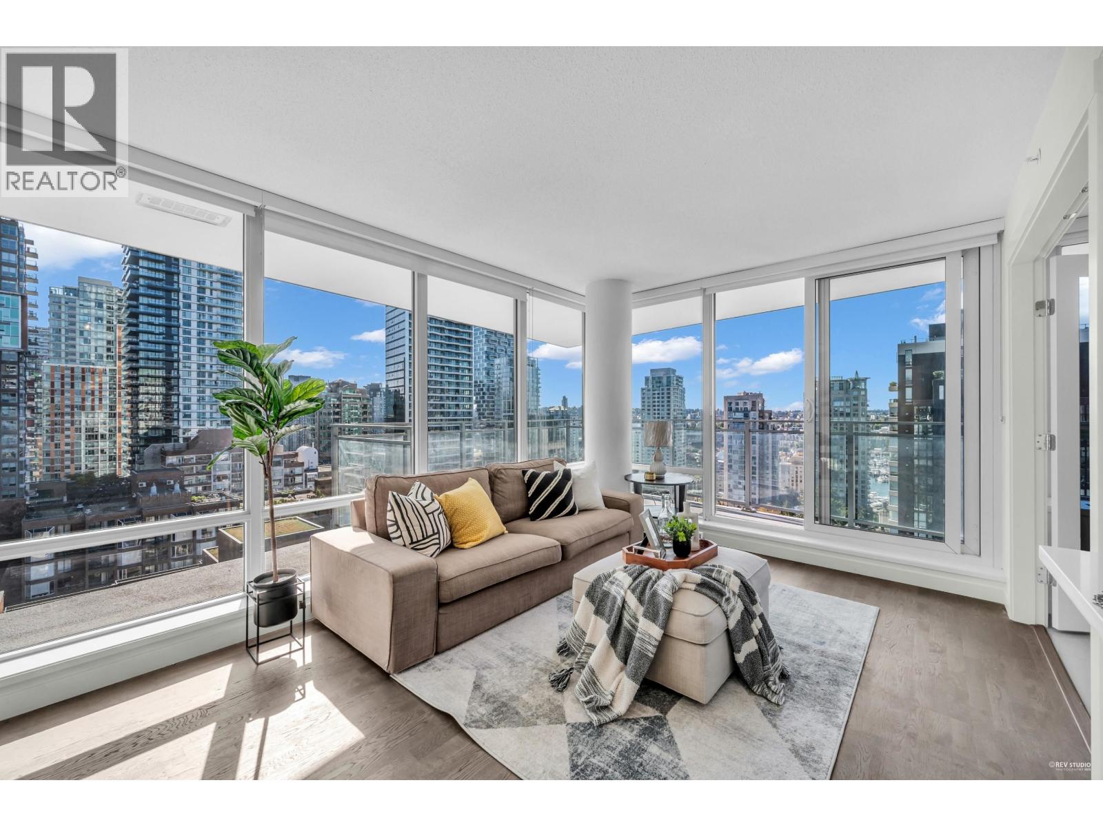 1009 Harwood Street Unit 1606, Vancouver, BC V6E 0C2