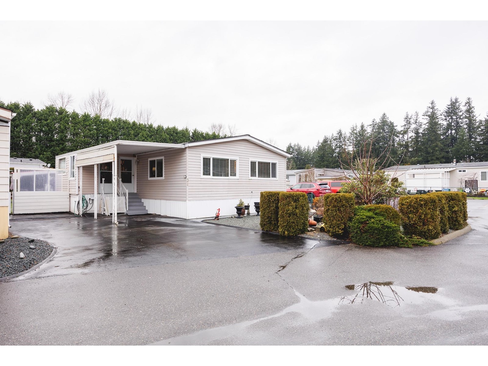 2270 196 Street Unit 31, Langley, BC V2Z 1N6
