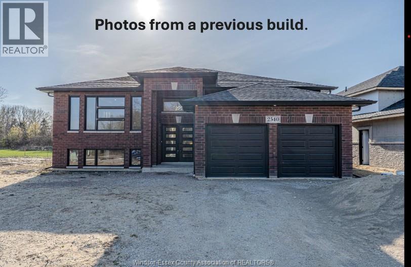 120 Bloomington, Chatham, ON N7L 0H3