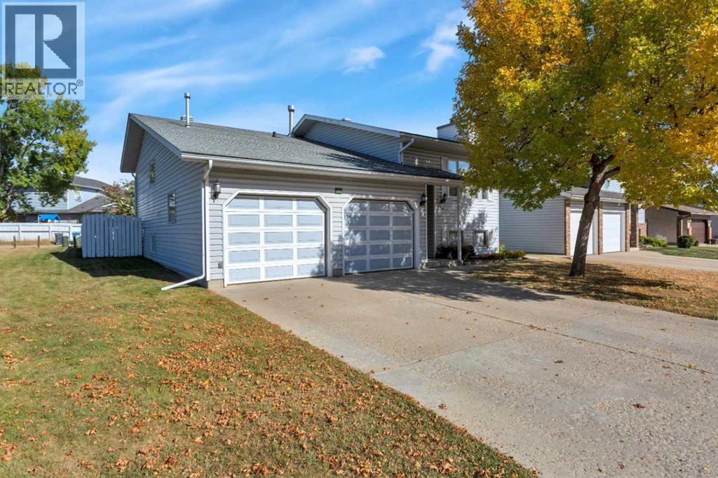 226 Glendale Blvd, Red Deer, AB T4P 3L5