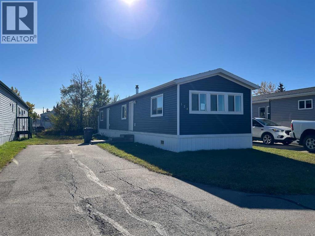 8060 100 Street Unit 124, Grande Prairie, AB T8V 2N9