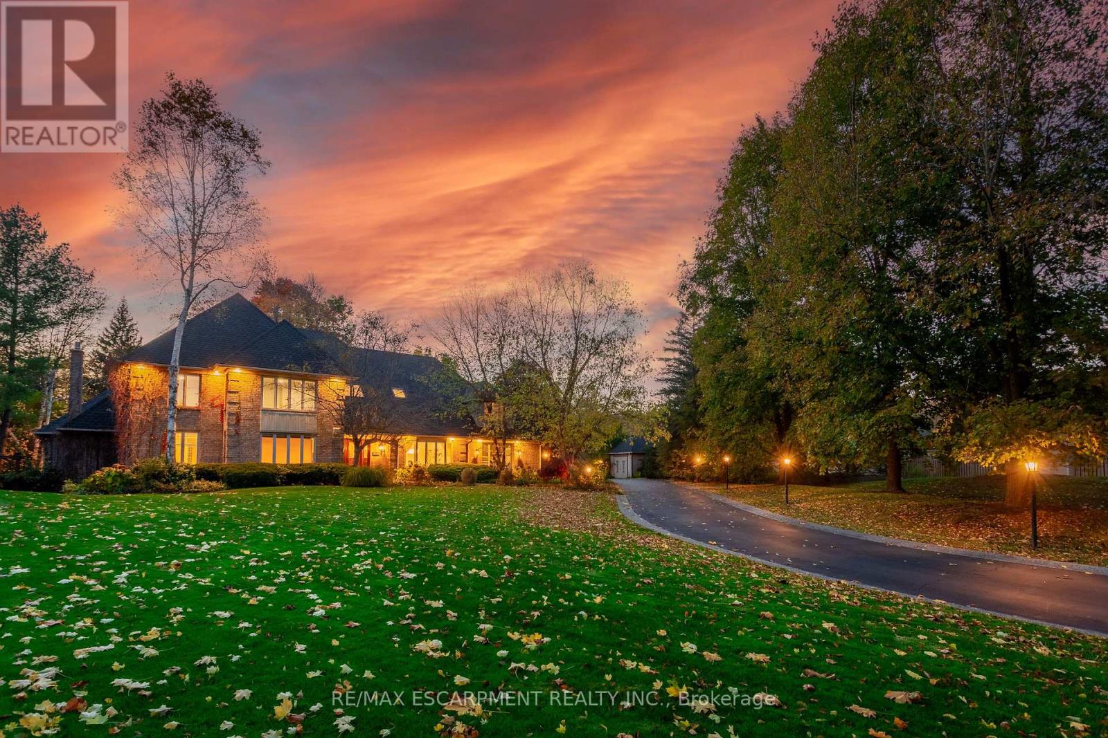 27 Blackberry Pl, Hamilton, ON L0R 1H2