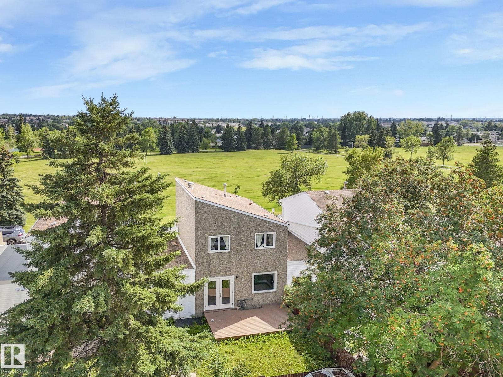 1170 Millbourne E NW, Edmonton, AB T6K 1W1