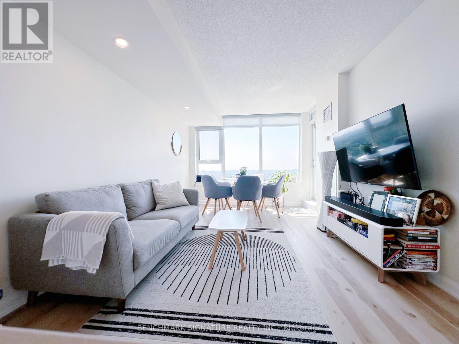 3007 190 Borough Dr, Toronto, ON M1P 0B6