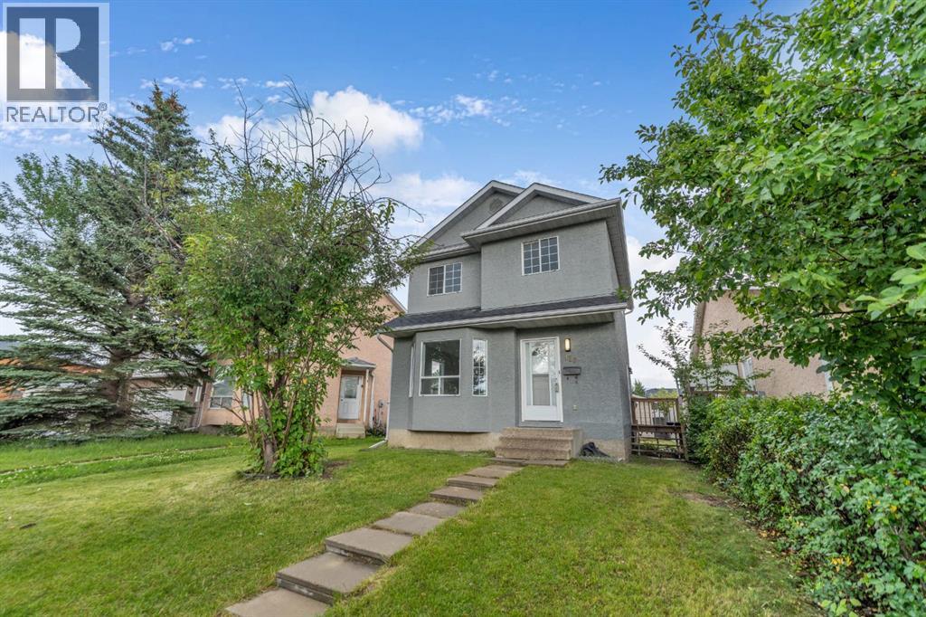 120 Martinview Close NE, Calgary, AB T3J 2R8