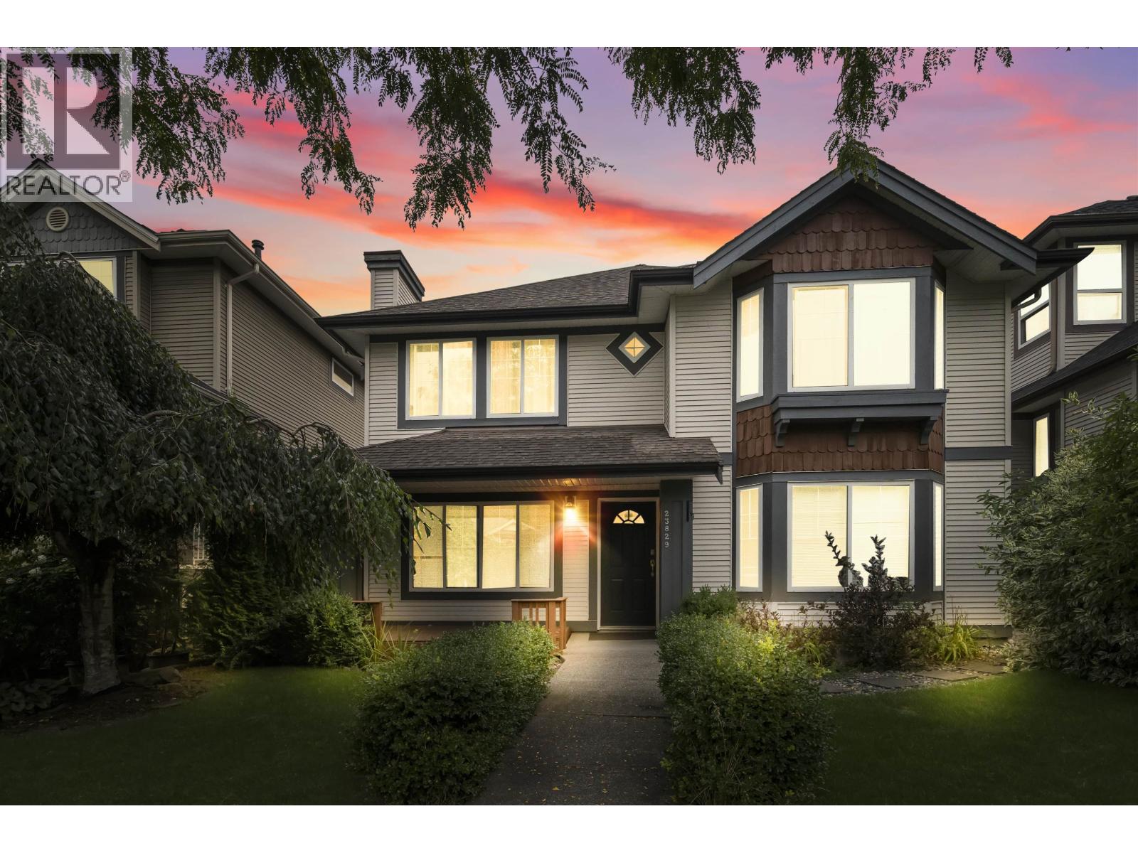 23829 Kanaka Way, Maple Ridge, BC V2W 1E5
