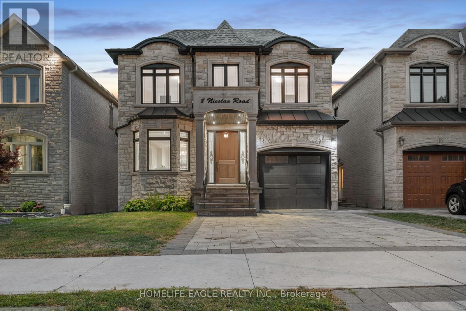 8 Nicolan Rd, Toronto Cliffcrest, ON M1M 3J6