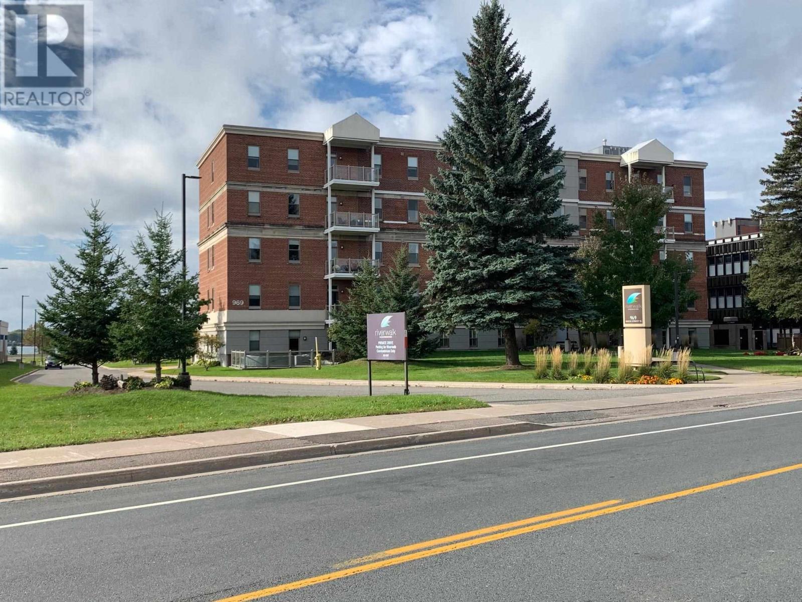 969 Queen St Apt 109, Sault Ste. Marie, ON P6A 2C2