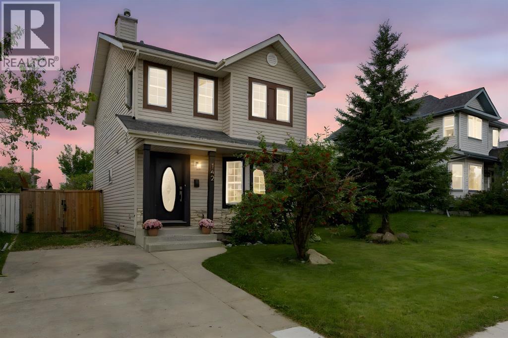 142 Harvest Rose Cir NE, Calgary, AB T3K 4M7