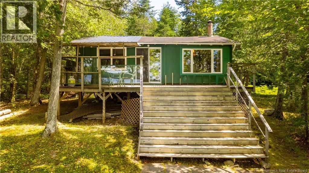 19 Smith Ln, Chamcook, NB E5B 3E5