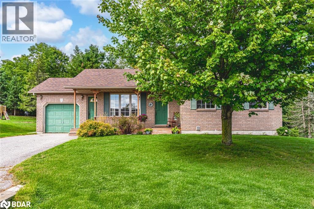55 Marlow Cir, Springwater, ON L0L 1V0