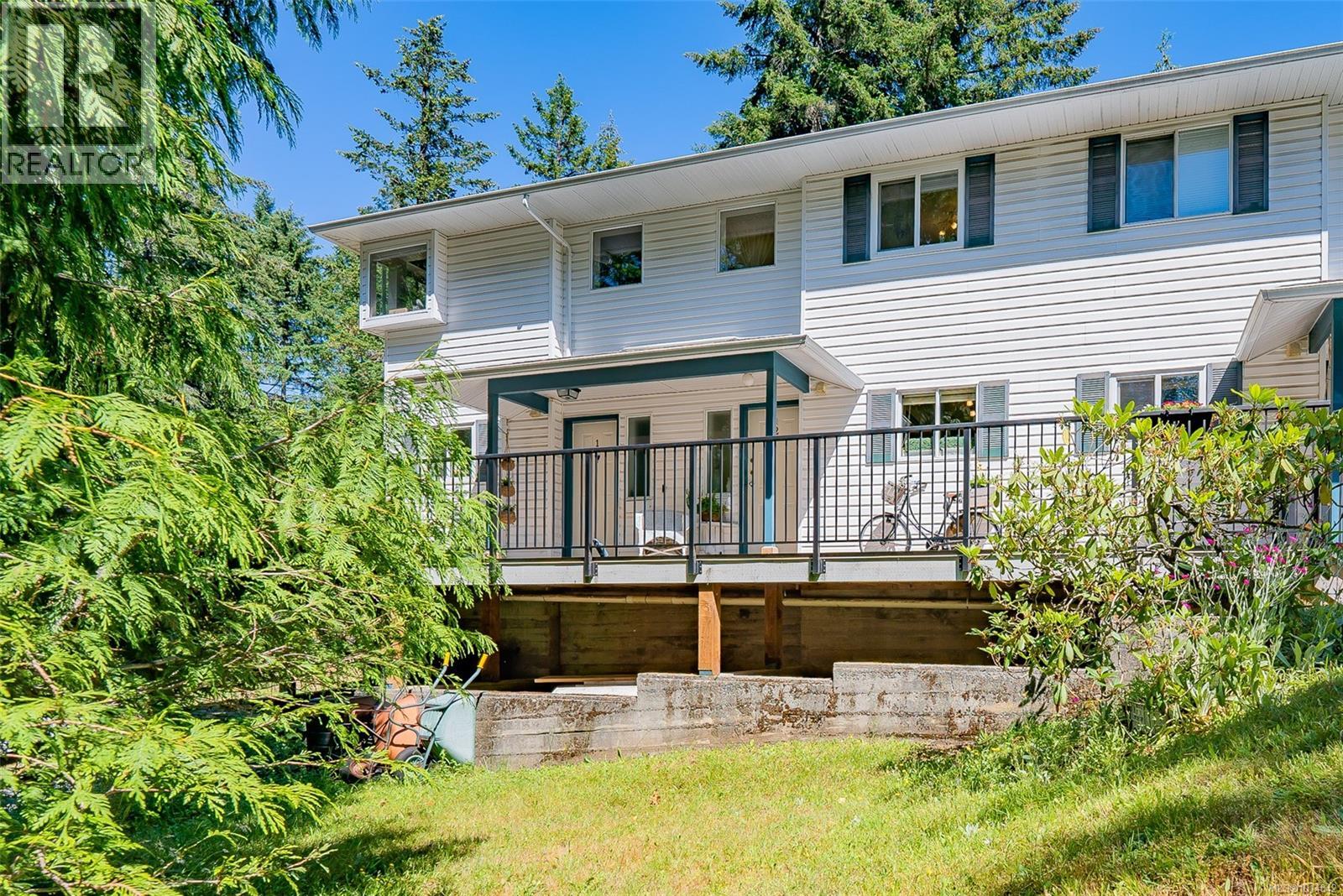 3470 Hillside Ave Unit 2 Ave, Nanaimo, BC V9T 2Y8