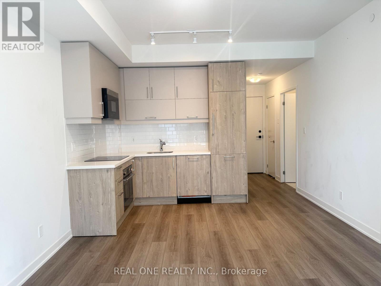 38 Simcoe Promenade C802, Markham Unionville, ON L6G 0H7