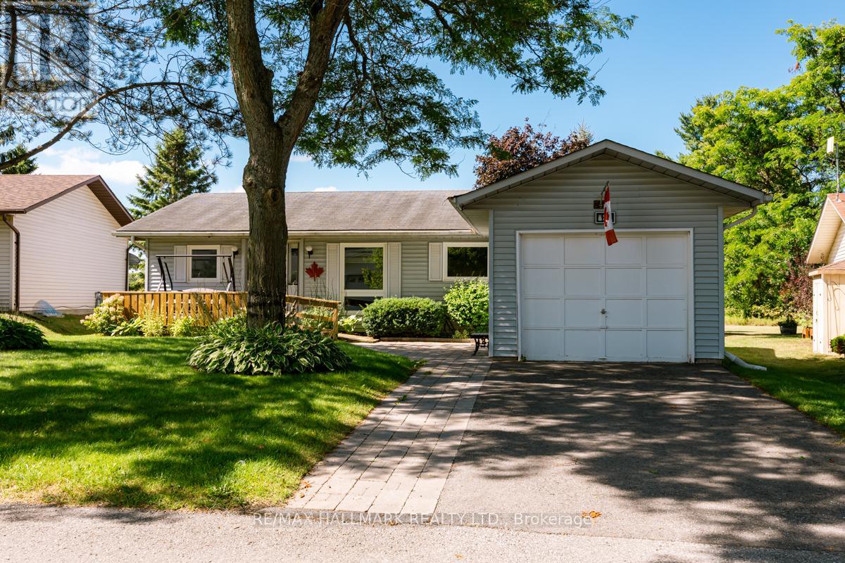 81 Tecumseth Pines Dr, New Tecumseth, ON L0G 1W0
