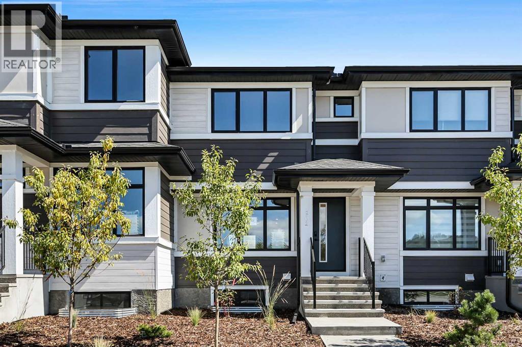 902 Wolf Willow Blvd SE, Calgary, AB T2X 5R7