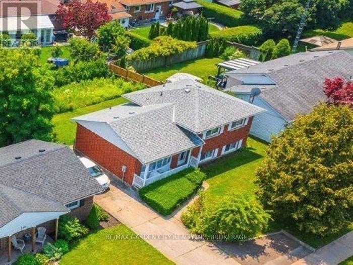 230 Lakeshore Rd, St. Catharines, ON L2M 1R5