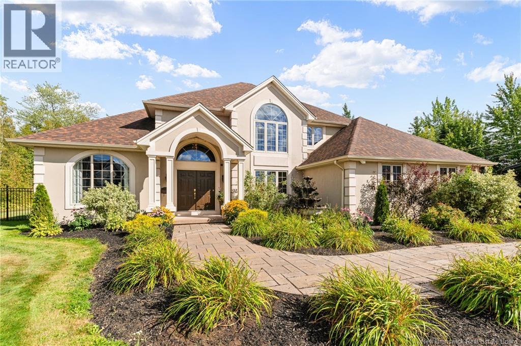 535 Alphee St, Dieppe, NB E1A 6W6