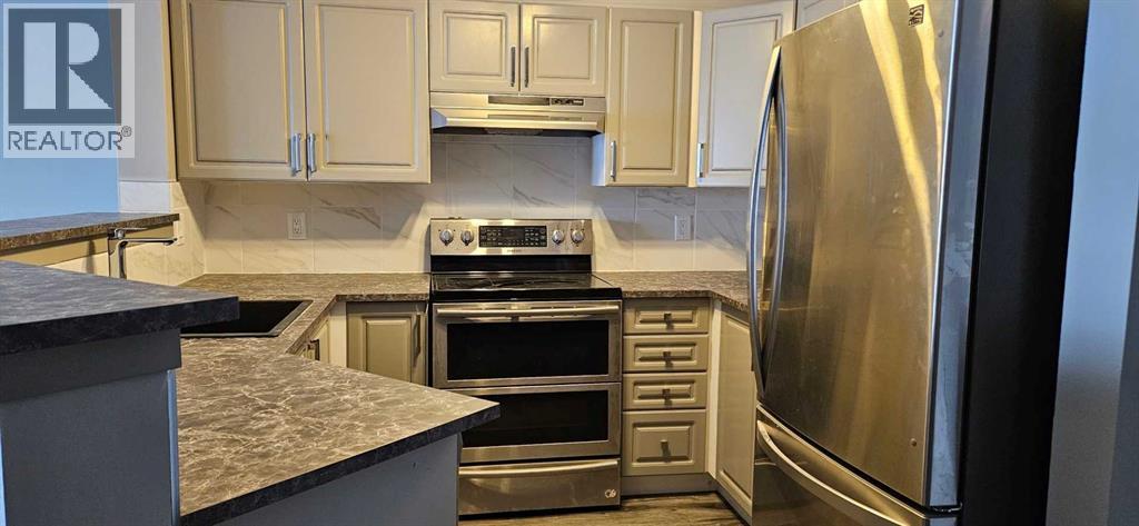 1000 Citadel Meadow Point Nw Unit 311, Calgary, AB T3G 5N5