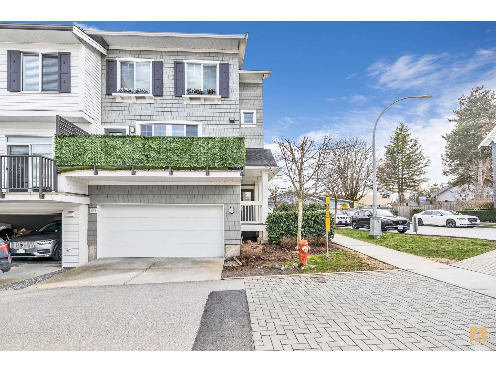 8130 136a Street Unit 132, Surrey, BC V3W 1H9