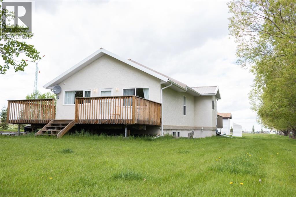 812 Homeseekers Ave, Cardston, AB T0K 0K0