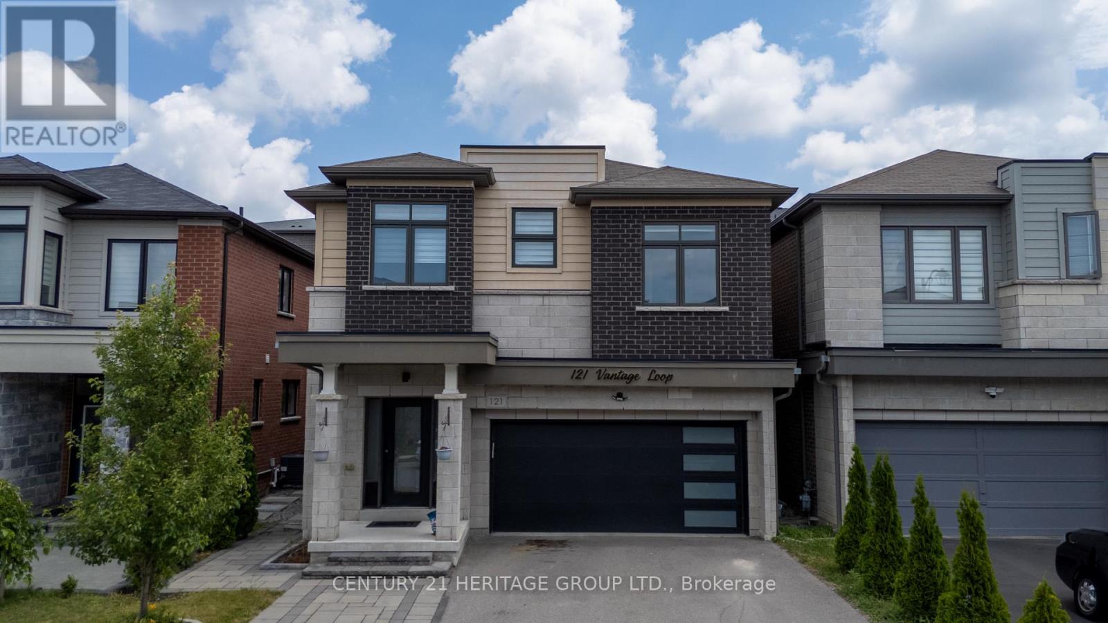 121 Vantage Loop, Newmarket, ON L3X 0K8
