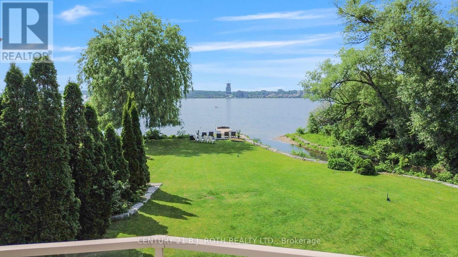 58 White Oaks Rd, Barrie, ON L4N 4B9