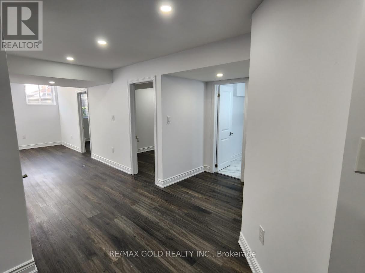 298 Etheridge Ave, Milton, ON L9T 7K6