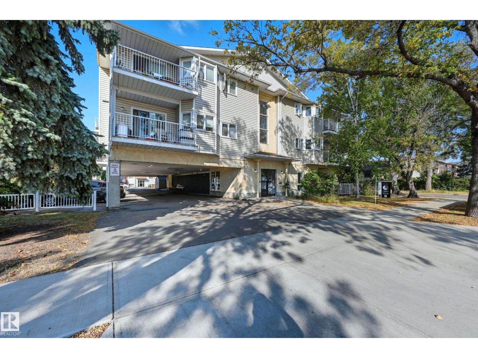 10504 77 Avenue Northwest #306, Edmonton, AB T6E 1N1