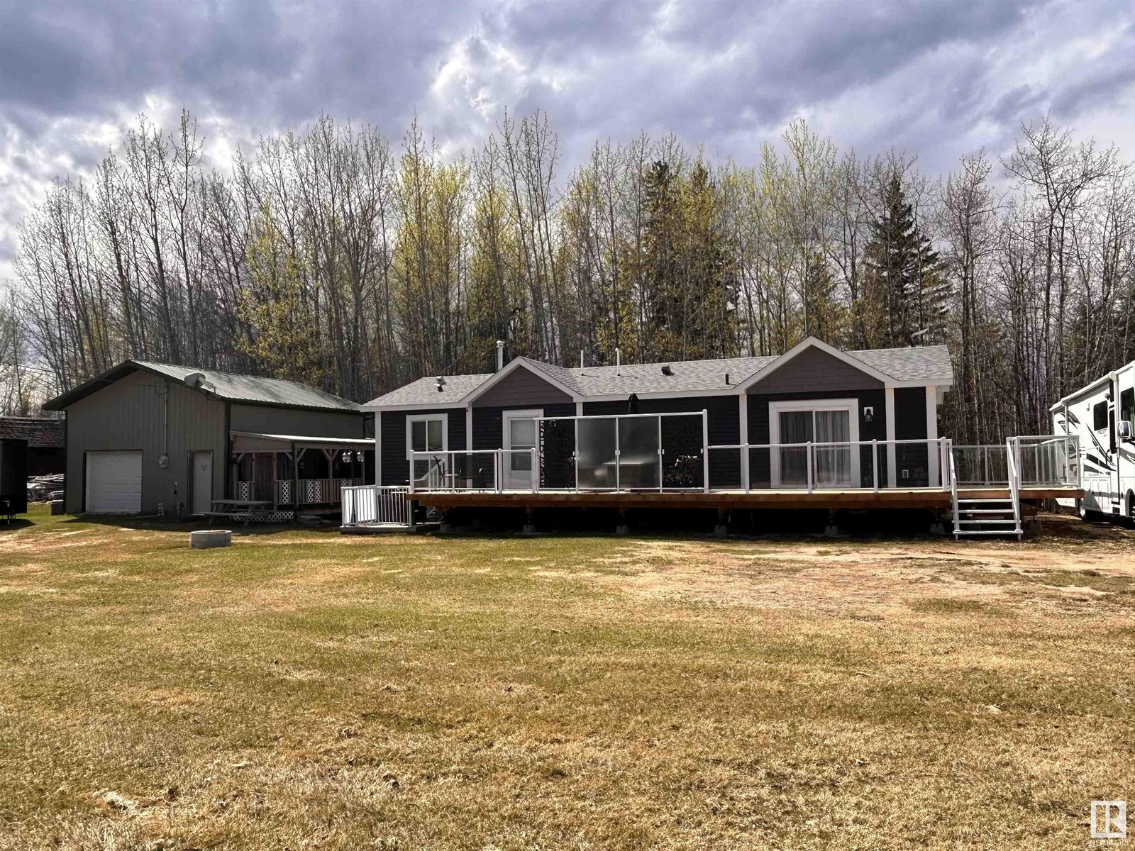 20001 Twp Rd 661, Flatbush, AB T0G 0Z0