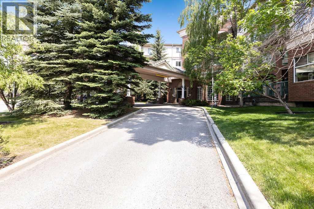 200 Lincoln Way Sw Unit 310, Calgary, AB T3E 7G7