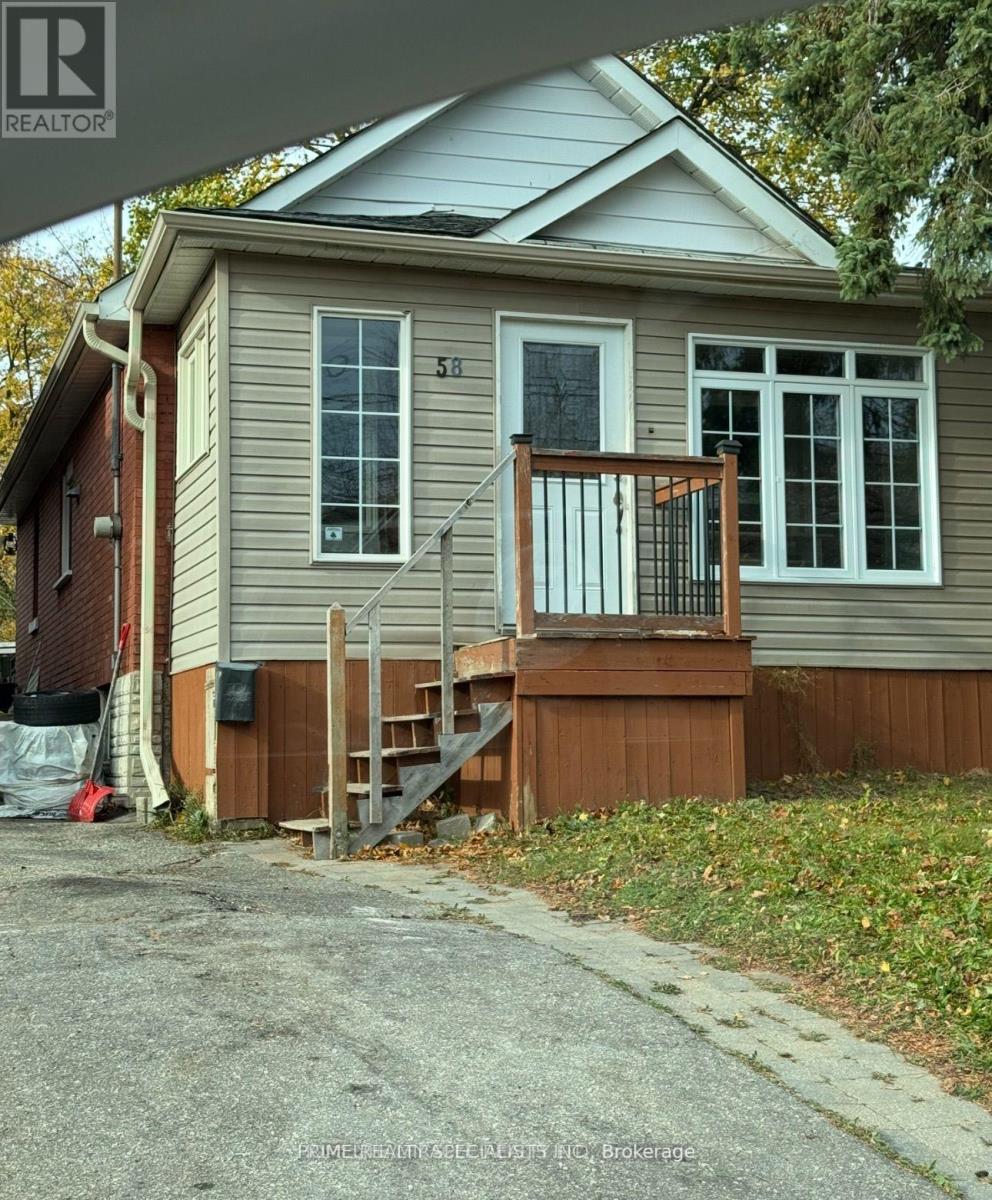 58 Roxaline St, Toronto, ON M9P 2Y9