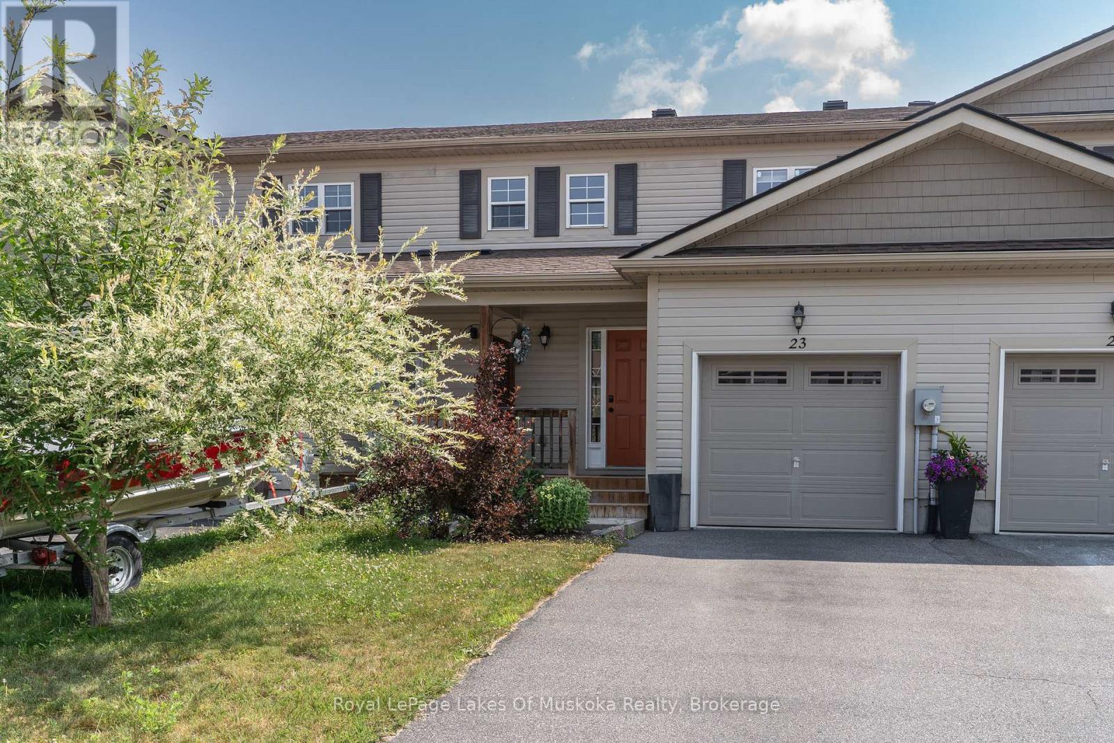 23 Little Ryans Way, Bracebridge, ON P1L 0C3