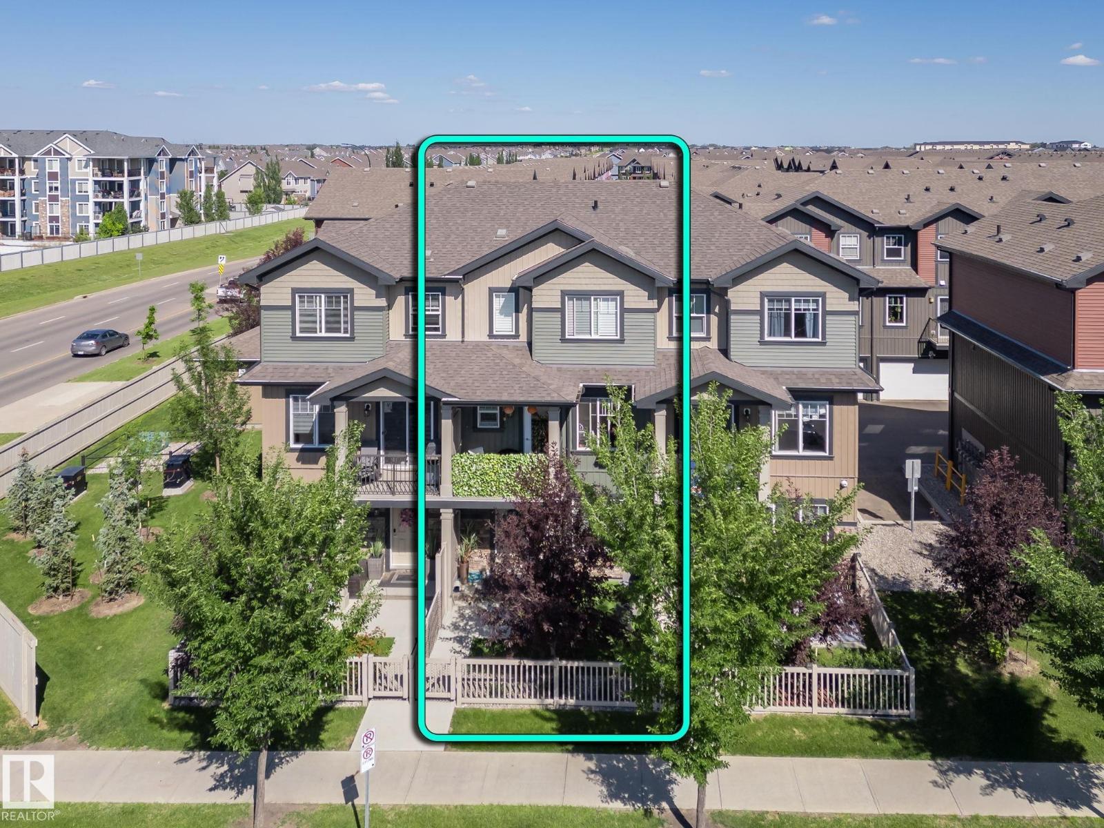 3305 Orchards Link Southwest #2, Edmonton, AB T6X 2H1