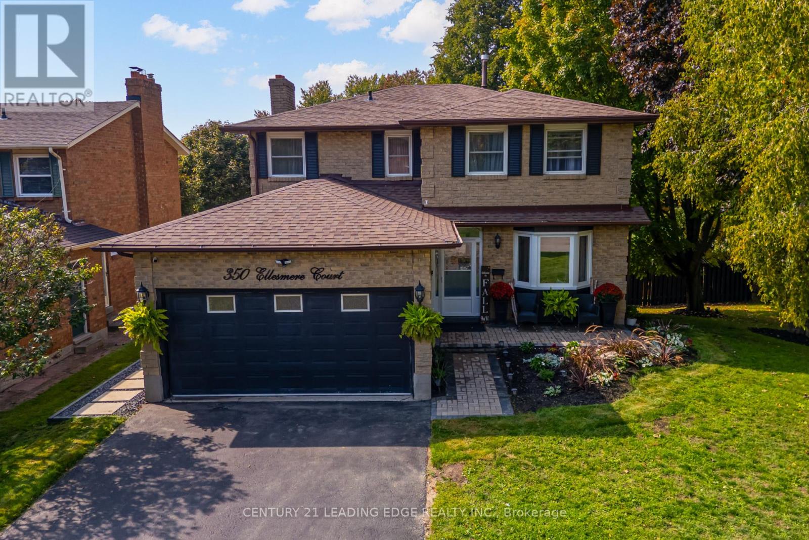 350 Ellesmere Ct, Oshawa, ON L1H 8E6