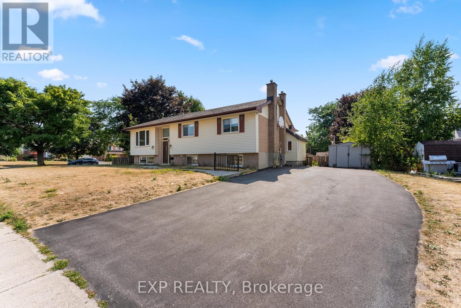 2 Alnet Dr, Belleville, ON K8P 4V8