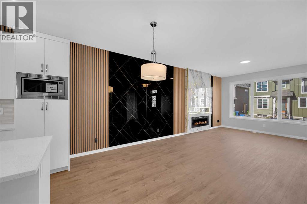 61 Savanna Pl NE, Calgary, AB T3J 5P9