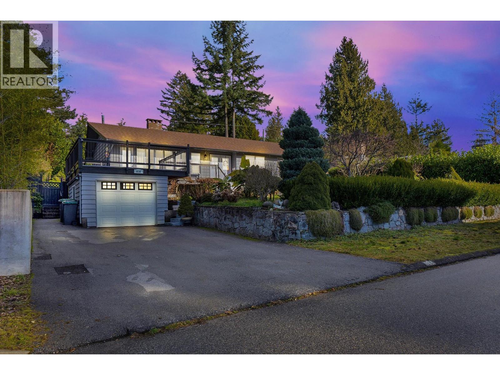 638 Elstree Pl, North Vancouver, BC V7N 2Y3