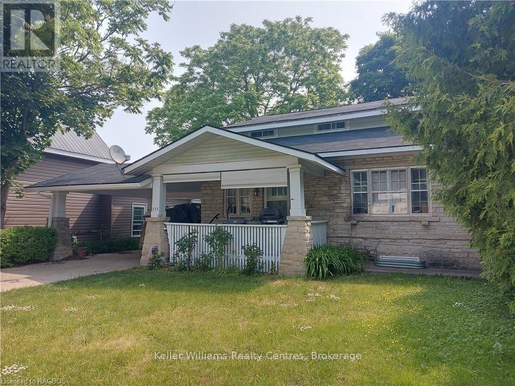 513 Berford St, South Bruce Peninsula, ON N0H 2T0