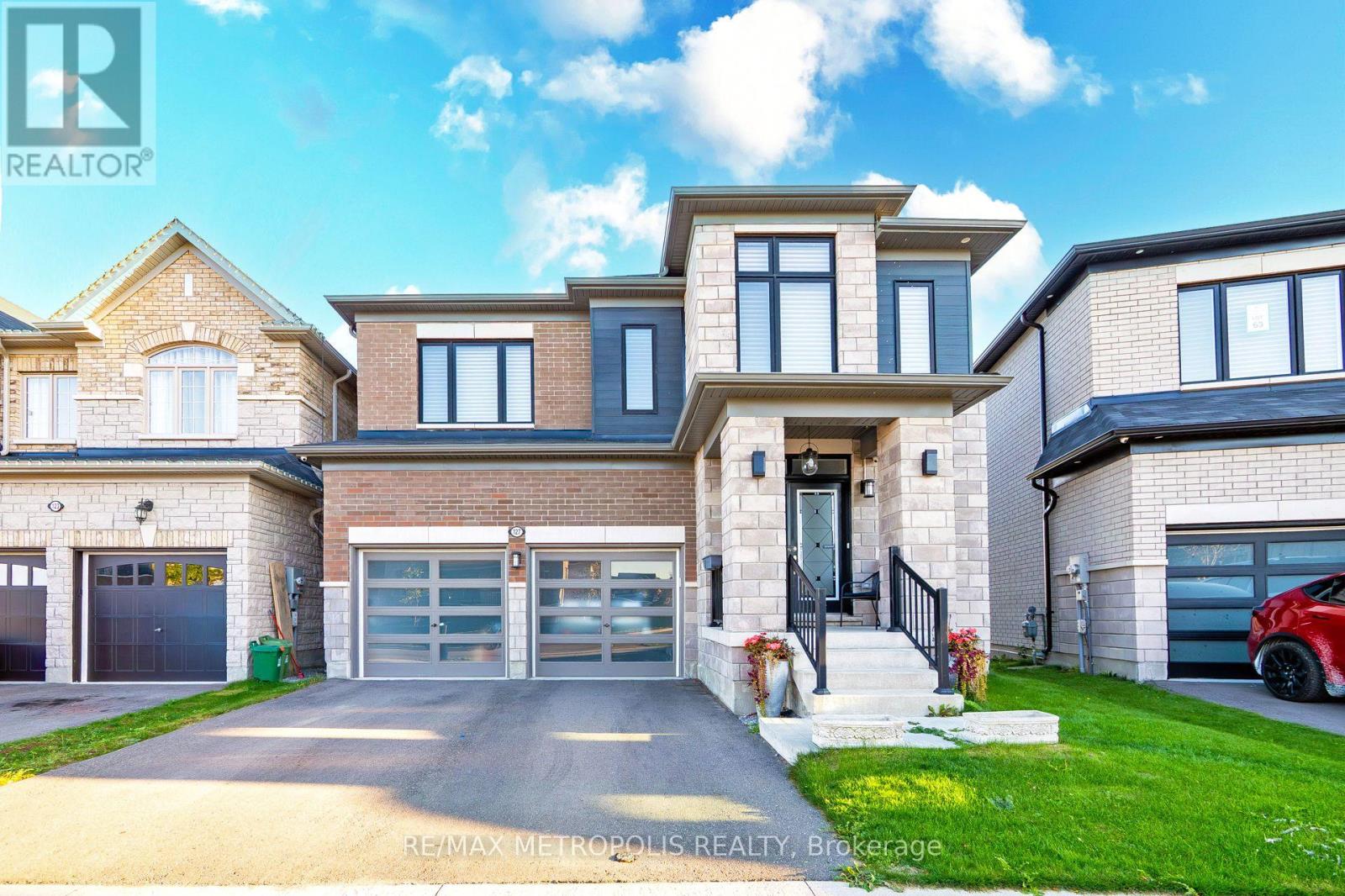 127 Mcphail Ave, Clarington Bowmanville, ON L1C 7H2