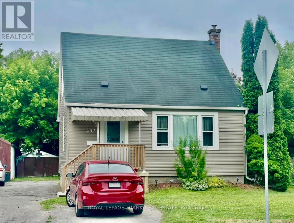 541 Mckellar St Ward 1 St, Peterborough, ON K9J 1R1