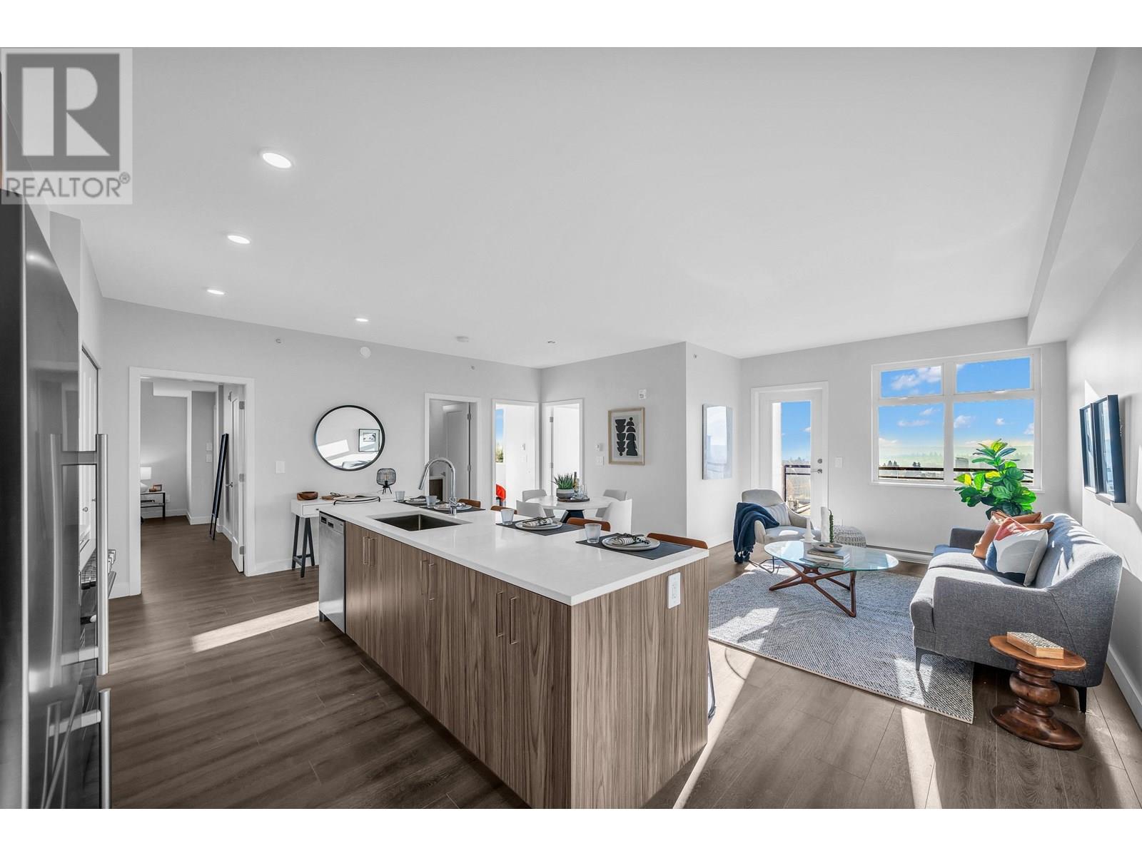 5535 Hastings Street Unit 404, Burnaby, BC V5B 1R2