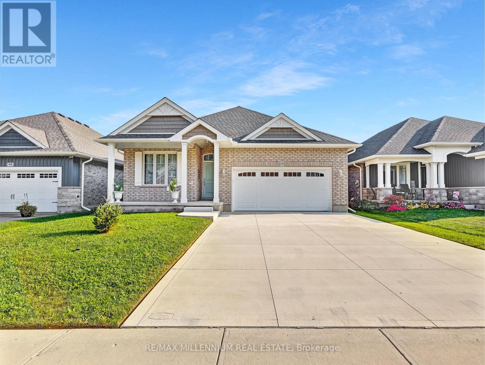 250 Hill St, Central Elgin, ON N5L 1J8