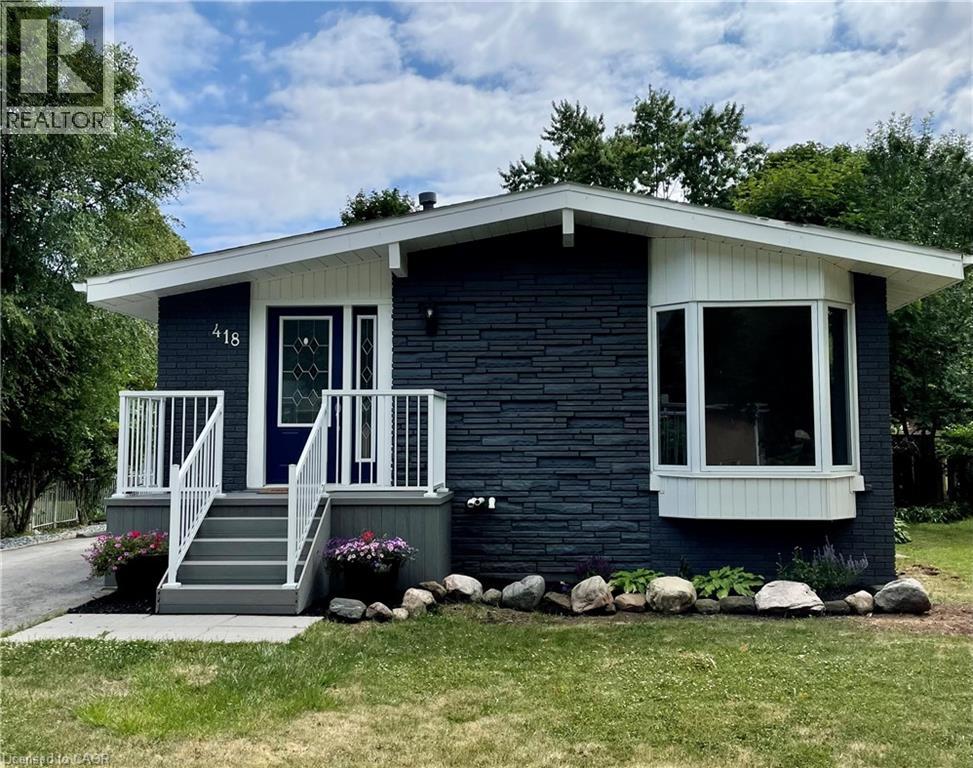 418 Norrie Cres, Burlington, ON L7L 3S5