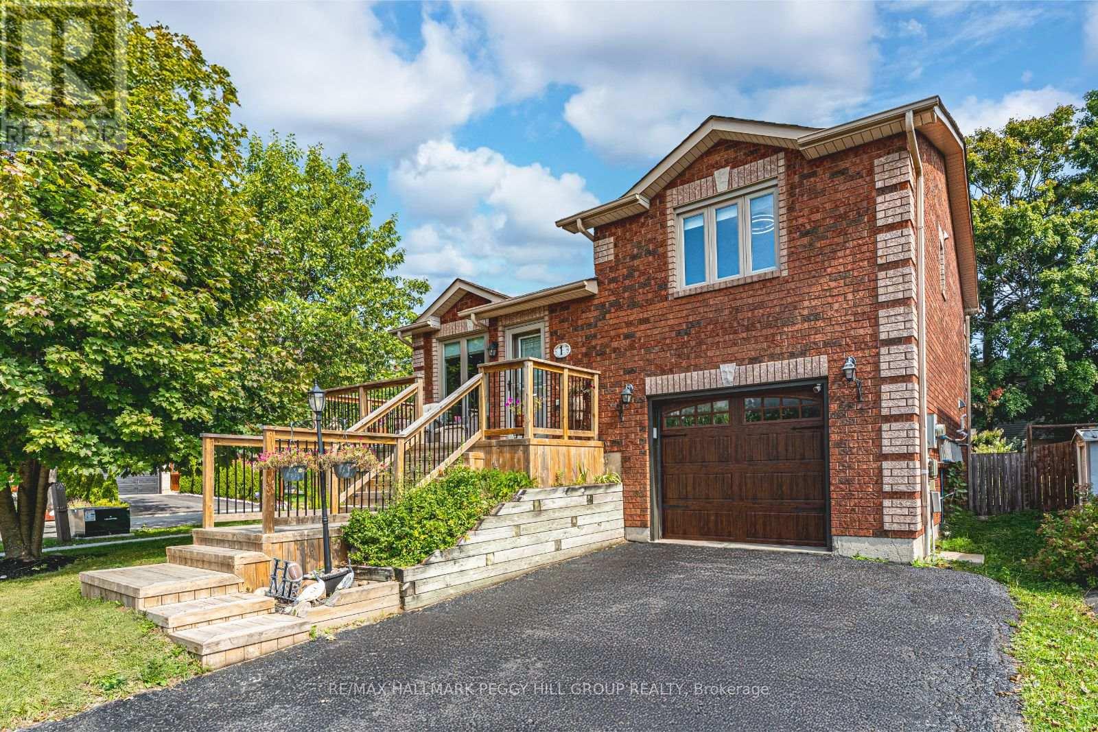 1 Wessenger Dr, Barrie, ON L4N 8R8