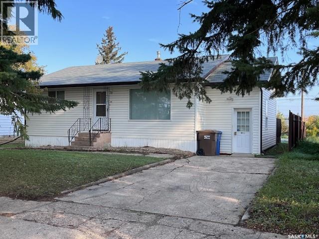 110 Matilda St, Melfort, SK S0E 1A0