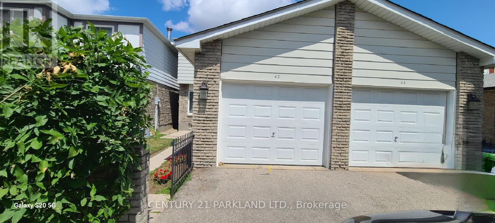 42 Antibes Dr, Toronto Westminster-branson, ON M2R 3K4