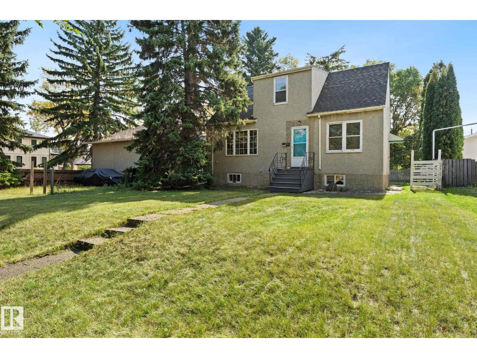 73 Av Nw Unit 11207, Edmonton, AB T6G 0C7